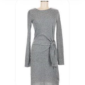 Chic Long-Sleeve Gray Dress with Tie Detail